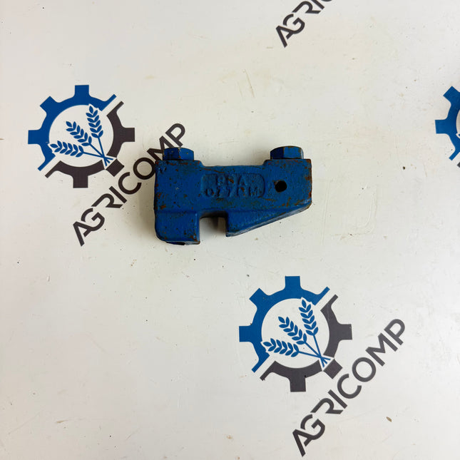 Ransomes PBA0776M Plunger Casting With Setscrew