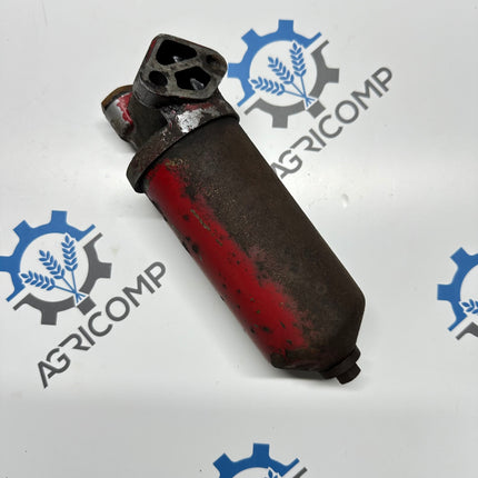 International B250 Oil Filter Assembly